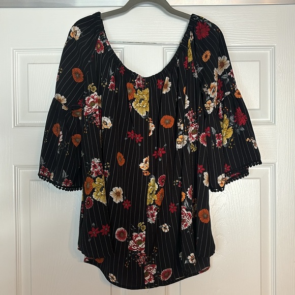 Cure 2x Fall top - Picture 3 of 4